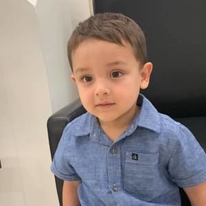 Meet your Posher, Abid